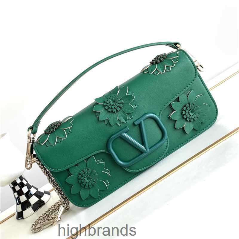 

Handbag Hands outlet Designer Bag Valentino Bags 3d Leather Flower Decorated Chain Crossbody Fashion Women's Shoulder Genuine 9m33 71HX, Size 27x13x6cm