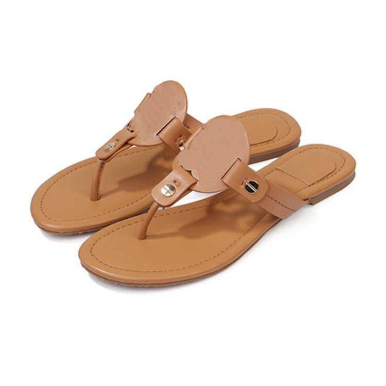 

Summer Beach slippers Hot Selling luxury Sandals fashion Soft Leather Flip Flops Designer Women Sandals Flat heel Lady slippers Big Size eu35-42 With Box, Black a#