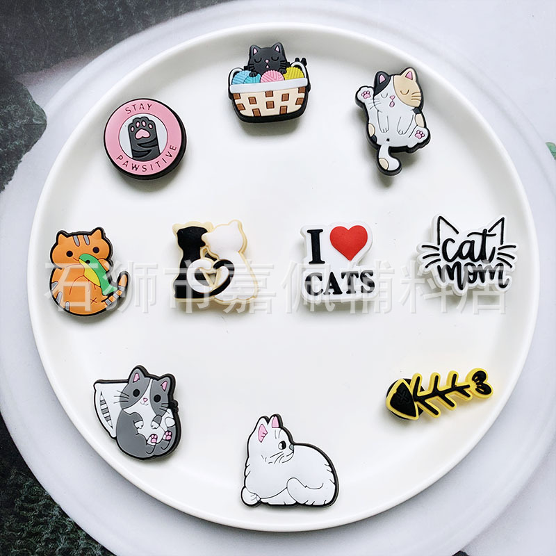 

Anime charms wholesale childhood memories cats friends funny gift cartoon charms shoe accessories pvc decoration buckle soft rubber clog charms, Equally mixed colors