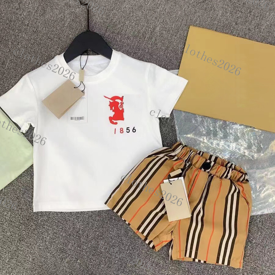 

Kid Clothing Sets letter Pattern Boys Girls Tracksuit Summer Short Sleeve Top Tees And Shorts Sets Luxury Designer T-shirts tops shorts Kids Sportsuits white tops, 1#