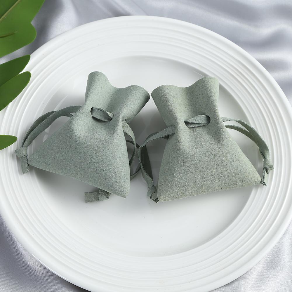 

Boxes 20pcs Microfiber Small Gift Bags for Christmas Party Velvet Jewelry Ring Necklace Micro Suede Jewelry Packaging Organizer Bag