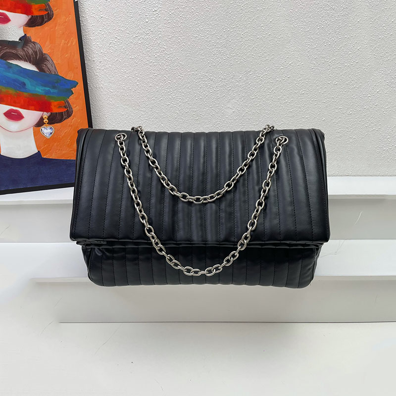 

35cm Fold Over Chain Bag Quilted Bag Designer handbag Women Luxury Crossbody Bag Shoulder Bag Flap Purse Layer Cowhide Leather Classic Letter Hardware Buckle Pouch, Black 1