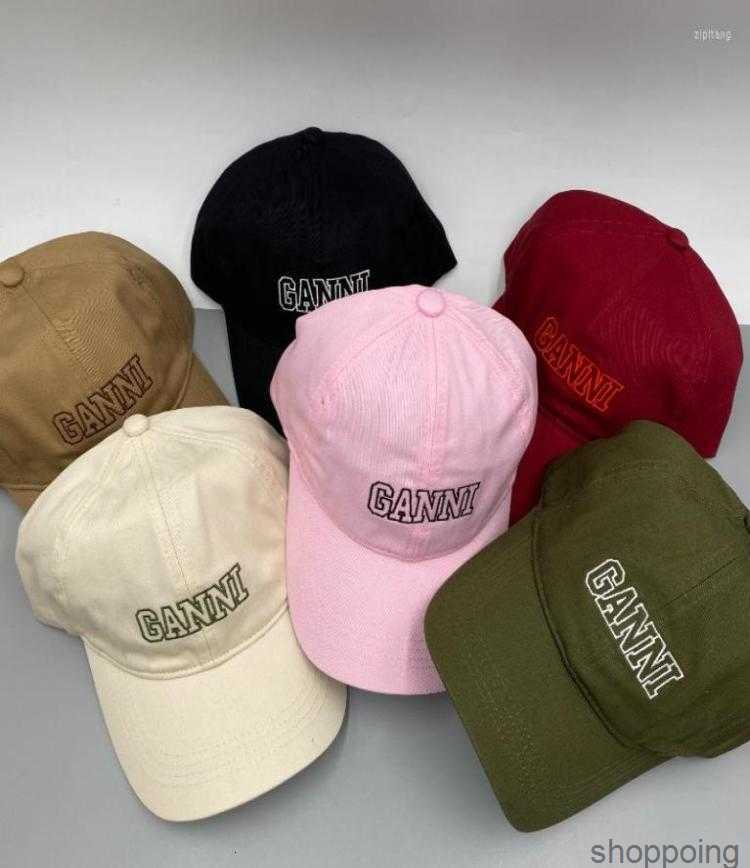 

Wide Brim Hats Ganni Adjustable Couple Embroidery Alphabet Washed Cotton Baseball Cap Multicolor Spring and Summer Sun Visor Duck7570657, Khaki