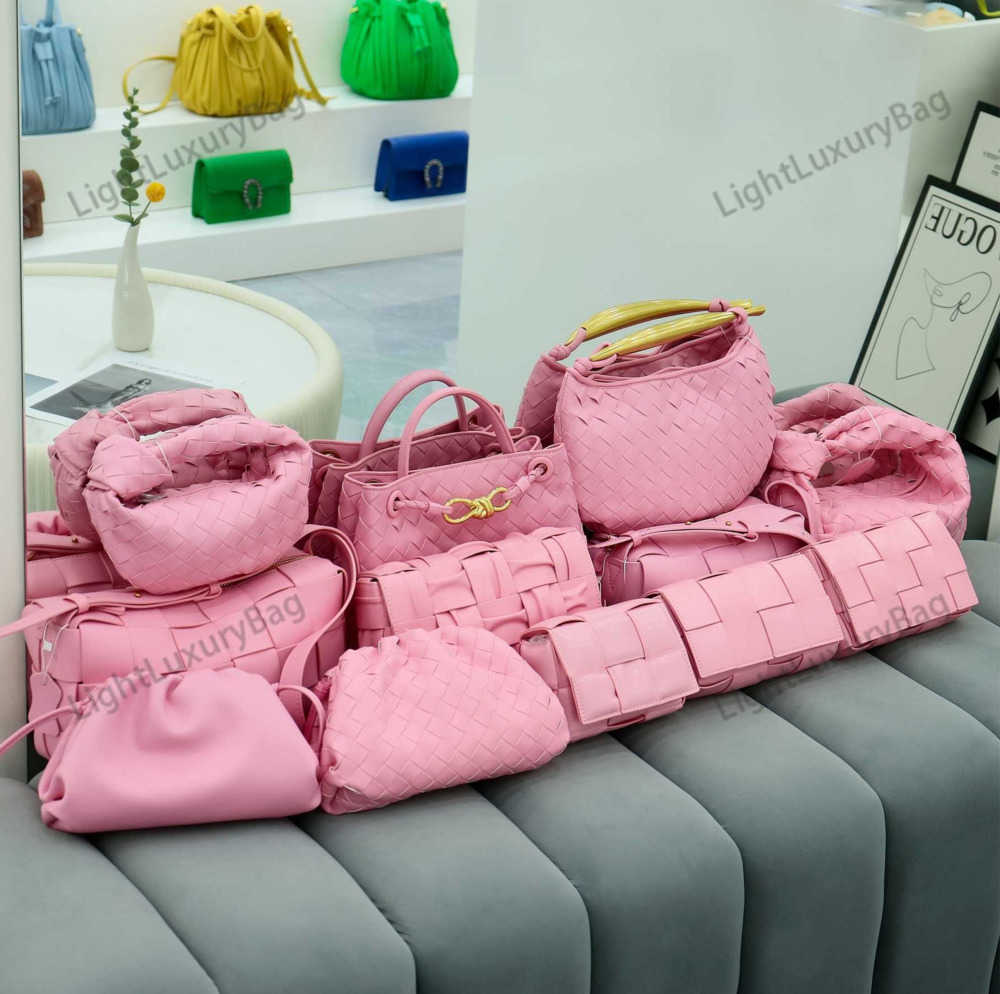 

Designer Pink Collection Woven Bag High Quality Leather Multiple Styles Same Style Handbag 2023 New Light Luxury Crossbody Bags And Tote Bags, 9967-1 ribbon powder