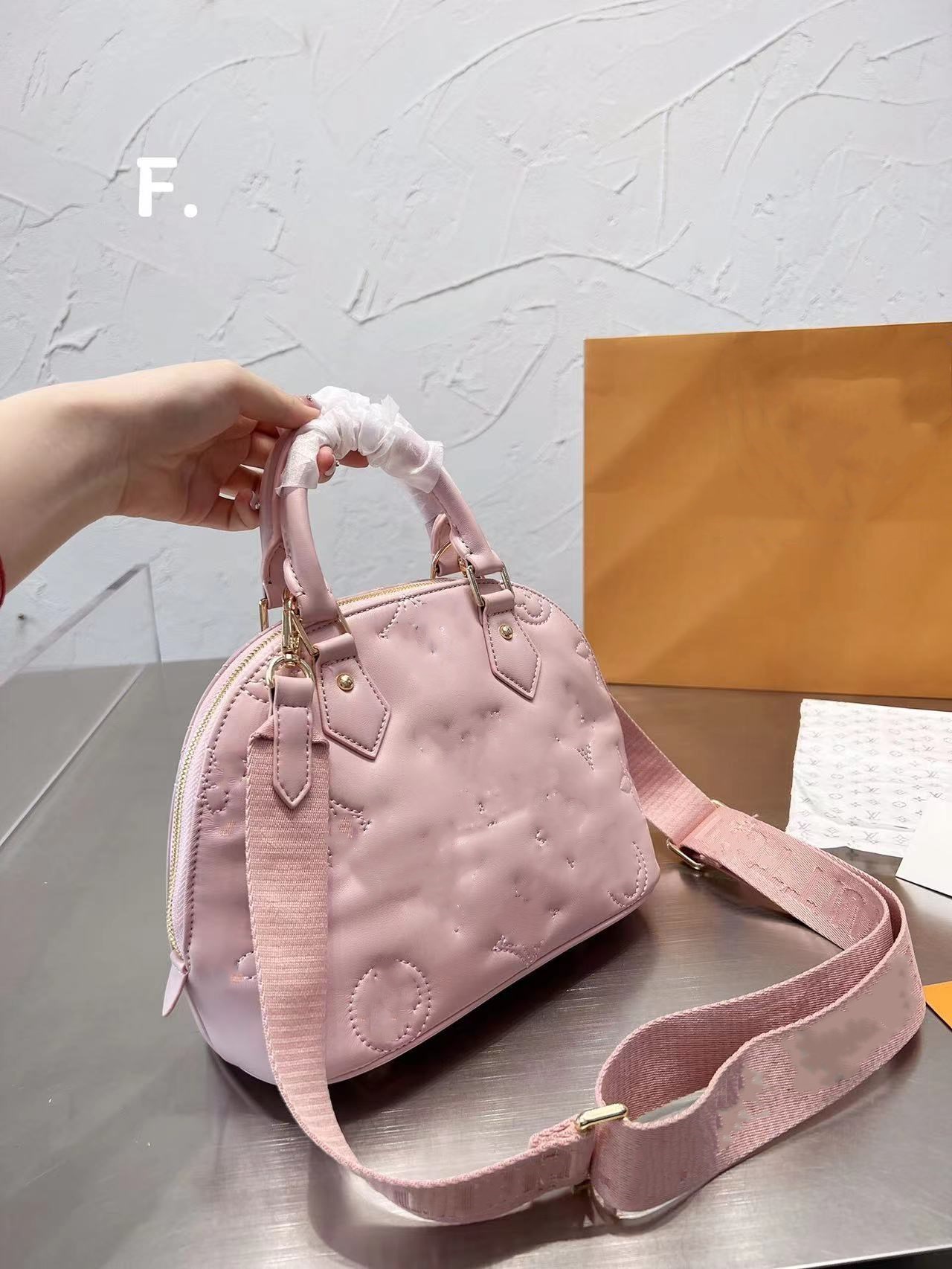 

Luxurys designer shell bag ALMA BB Embroidery thread Embossing Genuine Leather Classic Ladies Women cossbody purse handbags shoulder bags wallet tote m59822