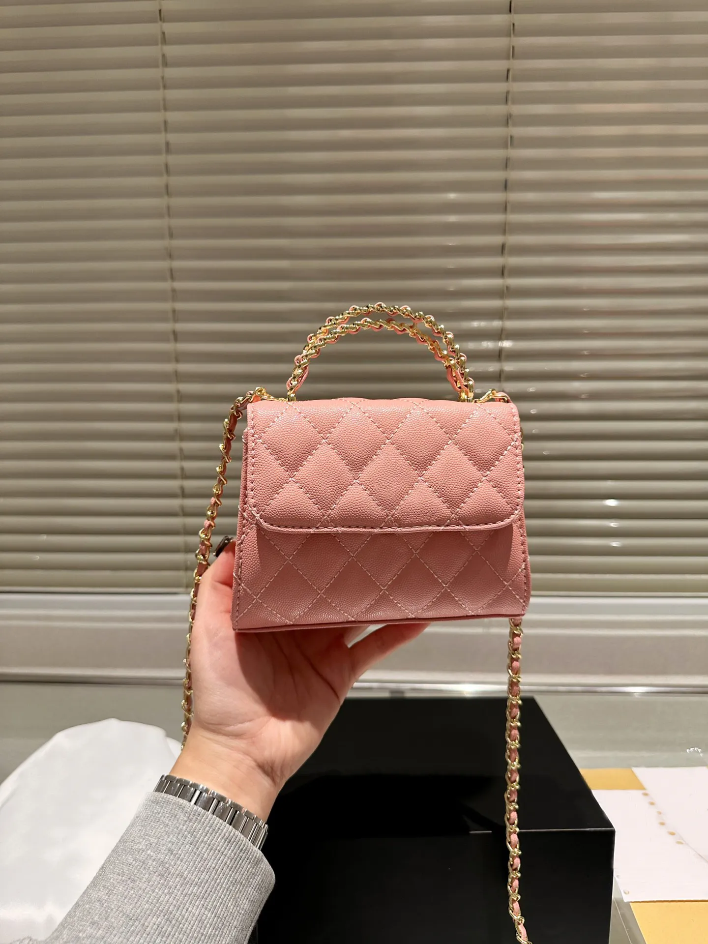 

Classic Diamond Quilted Flap Handbags Metal Handle Bag Chain Strap shoulder Bag Women's Mini Cosmetics Lipstick Crossbody Bag luxurys Designer Bags Wallet 15CM, Pink