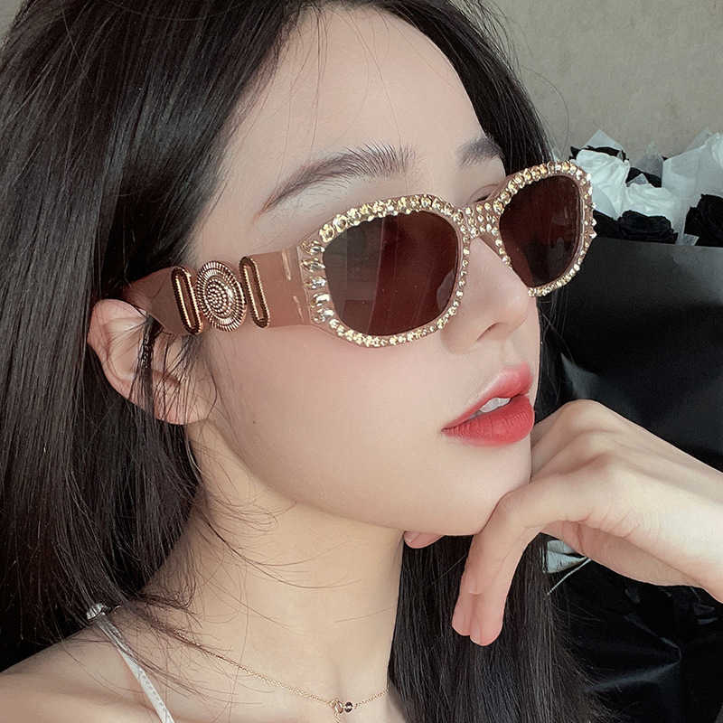 

Women's Oval Small Frame Sunglasses 2023 New Diamond Fashion Glasses Net Red The same type of runway party glasses