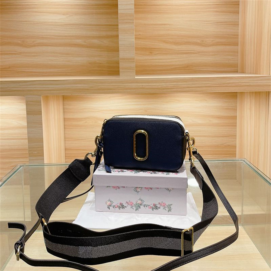 

Designers Shoulder Bags women Luxury brand handbag crossbody bag lady wallet simple versatile metal letter messenger bag solid leather Fashion Postman handbags