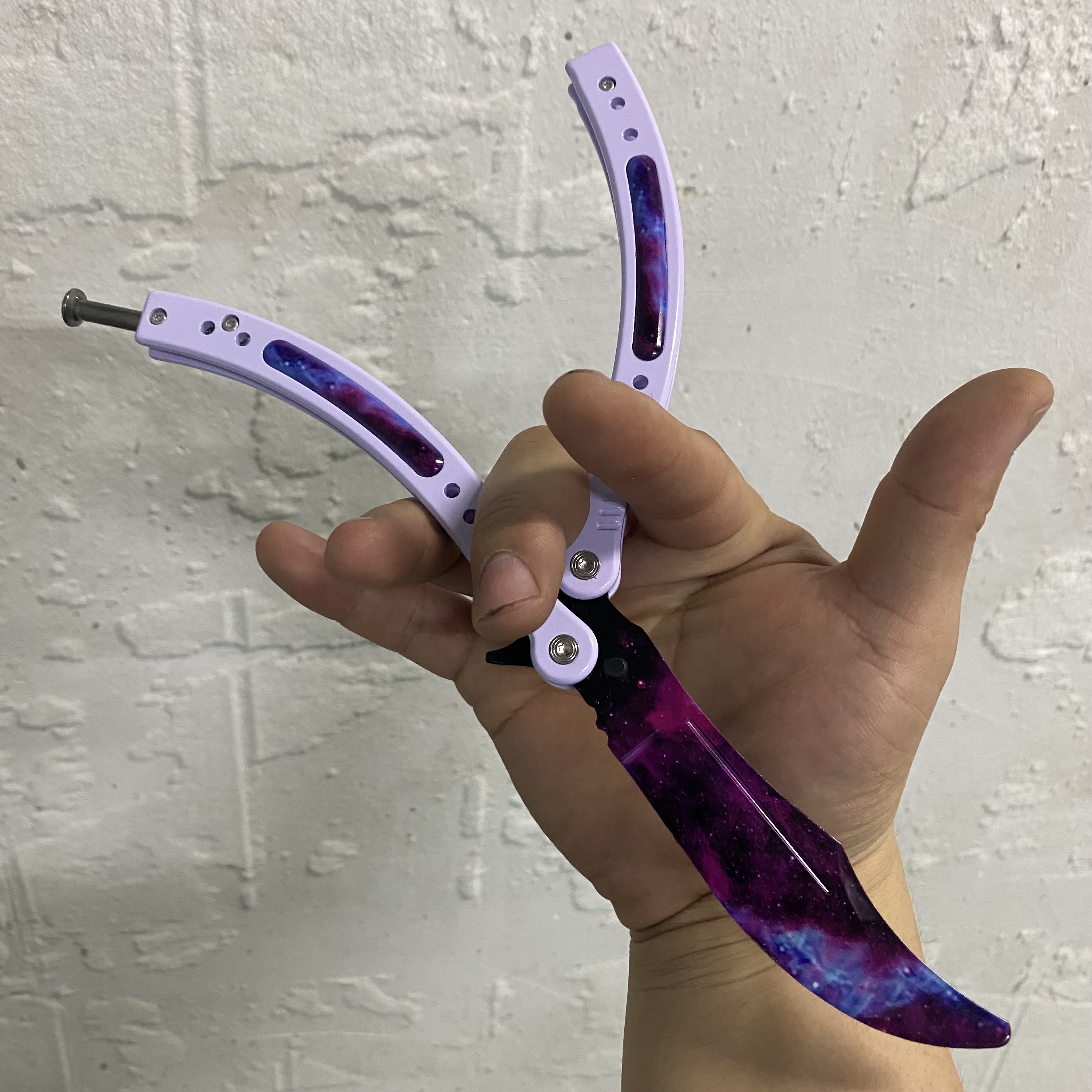 

CS GO Butterfly in training Galaxy fade csgo collect knife pocket folding knifes hunting outdoor knifess camping Survival Tactical knife Counter Strike game tools