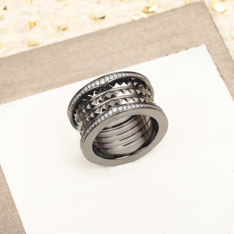 Designer Collection Style Wide Ring Men Lady Women Engraved B Initials Spiral Edges Diamond Lovers Rock Four-band Black Rings