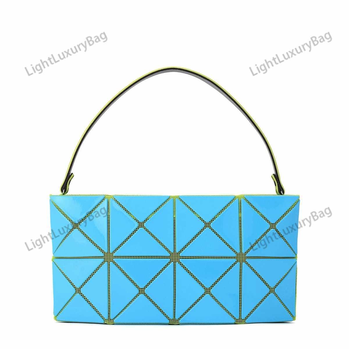 

Designer Colored Mini Handbag Geometric Diamond Checker Folding Small Square Bag MINI Handbag Women's Bag, Black