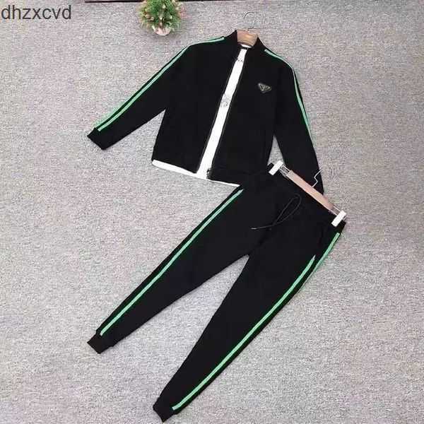 

Designers New Mens Tracksuits Fashion Brand Men Suit Spring Autumn Men's Two-Piece Sportswear Casual Style Suits MRH0, White