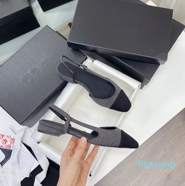 Top qualité chaussures habillées classiques Designer sans lacet chaussures plates peu profondes pour sandales d'été en cuir véritable grande tail