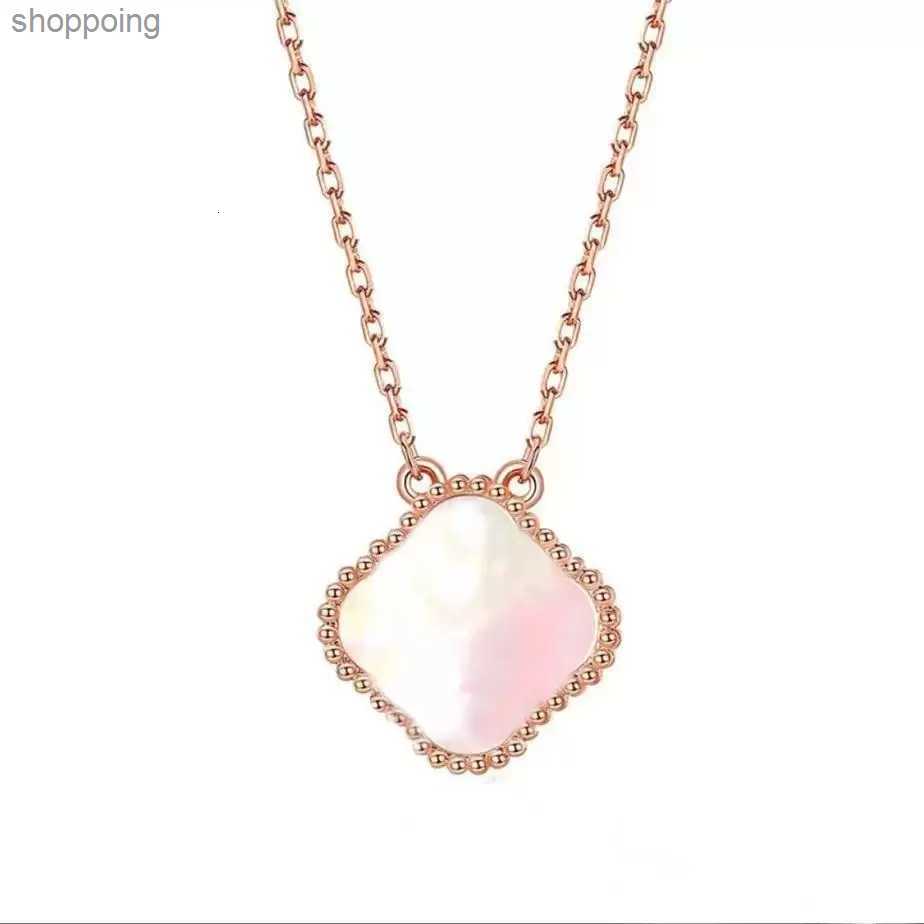 

Necklace Designer Luxury Jewelry Earing Necklaces Pendants Chains Four Leaf Clover Pendant for Women Anniversary Charm Stainless Steel Gift 18k Gold Plated