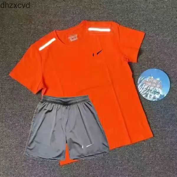 

Thick mens summer quick drying t shirt trapstar tracksuit sports student training track and field men running set basketball sportswear Asian size PYHY