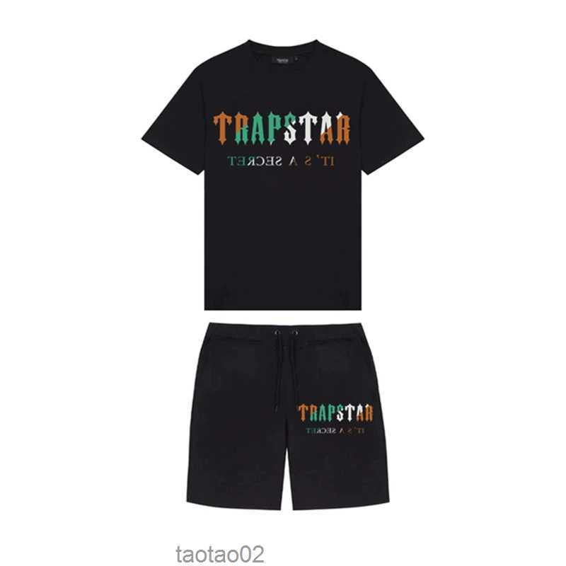 

Trapstar t Shirts and Shorts Set Men Tracksuit Summer Basketball Jogging Sportswear Streetwear Harajuku Tops t Shirt Suit 220621eit0, T-shirt + shorts 2