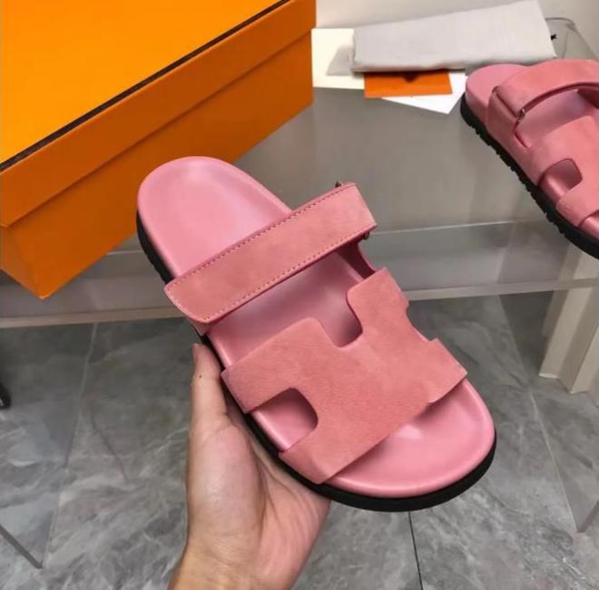 

Designer Chypre Sandals Luxury Chypre H Slides Slippers Beach Classic Flat Sandals Summer Men Women Lady Beach Outdoor Leather Flip Flops Shoes Size 35-46