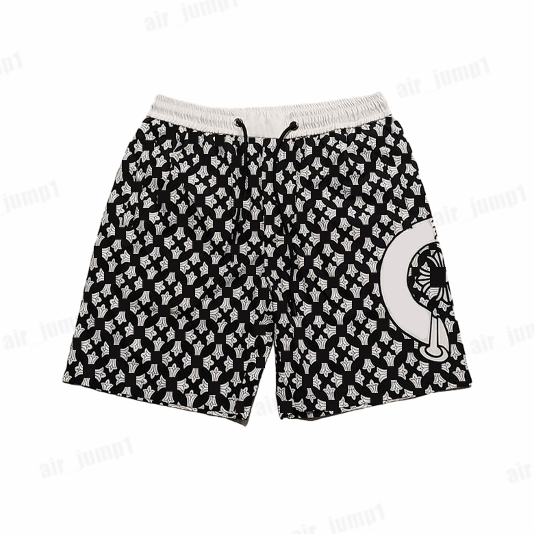 

Designers Mens Shorts Man Woman Chrome Summer Heart Sanskrit Cross Pattern Casual Pants Printing Running Sports Short Chromees hearts SM3W