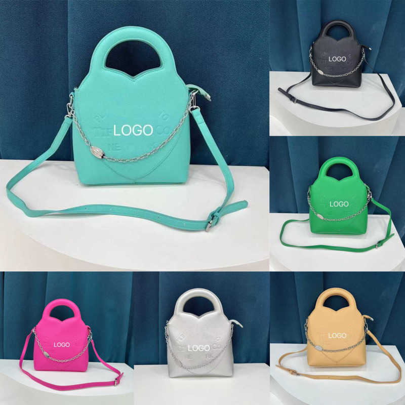 

Designer Cross Body Bags Womens 2023 New Popular Letter Tote Bag Fashion Crossbody Shoulder Bag, Red