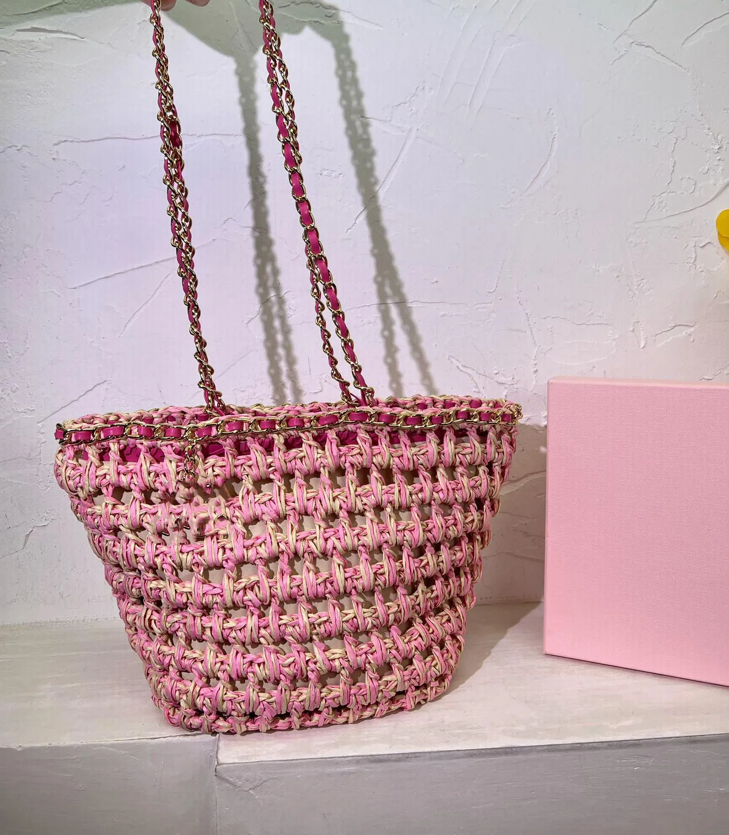 

New 2023 Designer Shopping Basket Chain Straw Woven Bag Beach Bag Large Capacity Fashion Versatile, Khaki