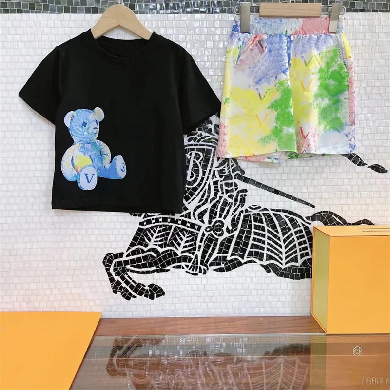 

Designer Kids Clothes Suits Fashion Letter Printing Clothing Sets Baby Girls Luxury Short Sleeve Childrens Summer Tshirts High Quality dhgate, White