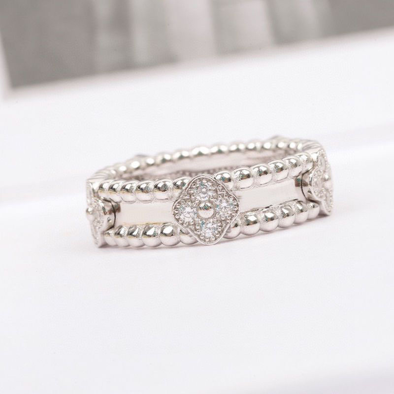 

925 silver ring luck flower jewelry womens rings Four Leaf clover Rings Fashion Full Diamond Classic mans Jewelry engagement Ring Women wedding party wholesale
