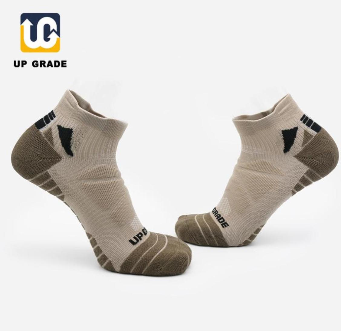 

UGUPGRADE Socks Running Sock Man Lady Professional 1PairLot Sport Breathable Outdoor Cycling Basketball Hiking Racing Outdoor5196745, Red