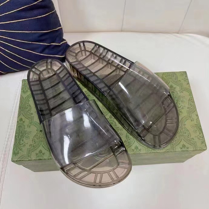 

Fashion rubber transparent loose large size comfortable flat sandals Designer style new high quality beach travel slippers, Black