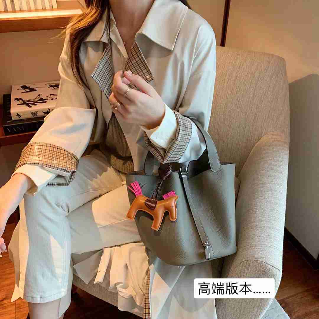 

Designer Handbag Picotin Lock Cargo Classic Top Layer Cowhide Litchi Grain Vegetable Basket Bag Entry-level Togo Leather Bucket Bag New Type Handbag, 18cm gold buckle
