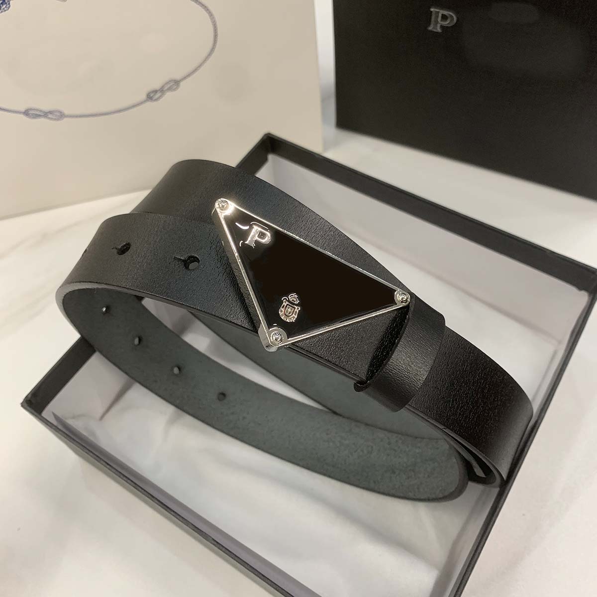 

Classic designers belt Triangle shape letter Retro cowhide belts for women Luxury designer belt Pin needle Buckle Beltss 6 colors Width 3.0cm size 95-115 Casual, No box