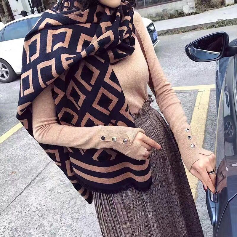 

Classic Letter Cashmere Scarf Women's Winter Warm Scarf Shawl Long Outer Match Ladies Dual-Use