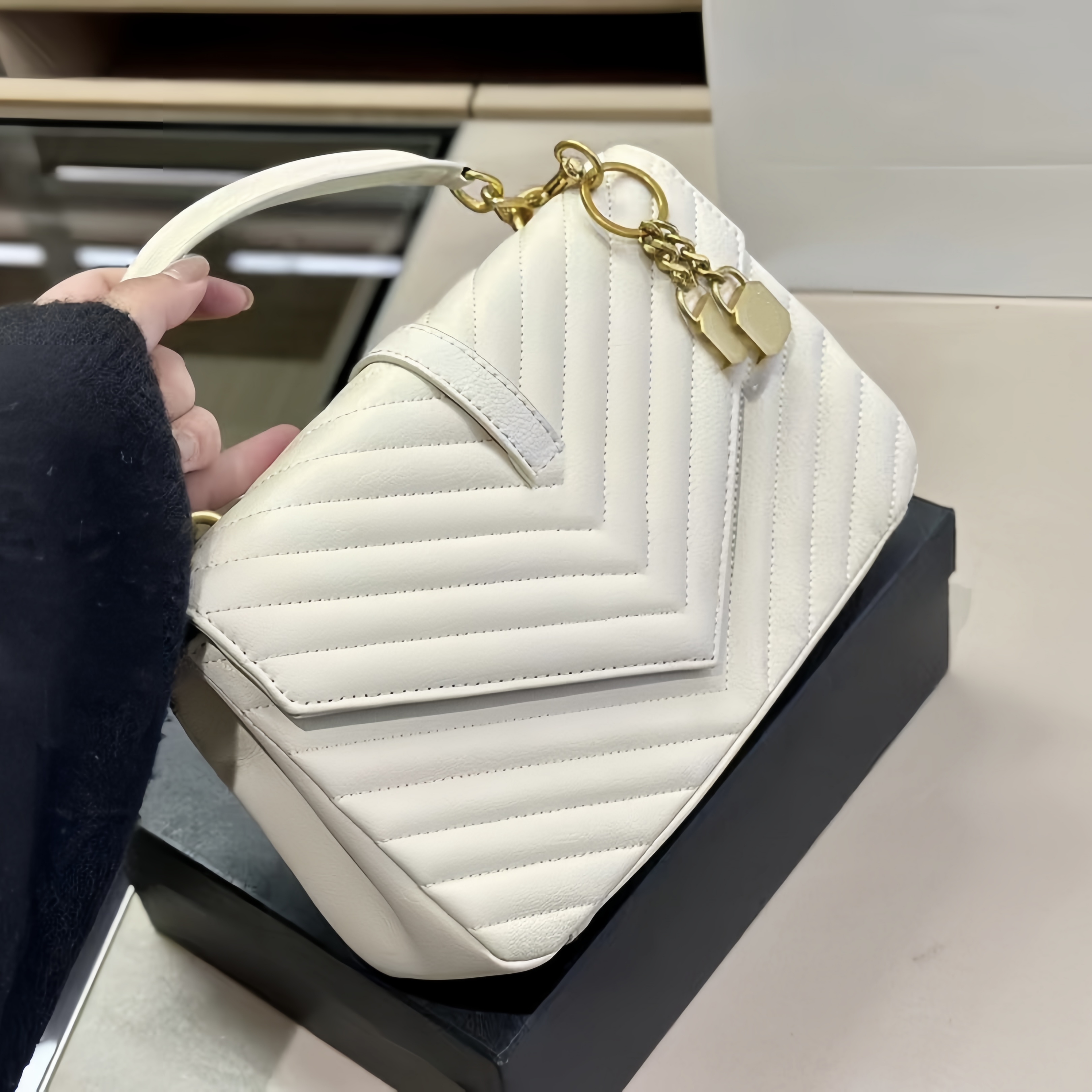 

woman bag cross body Designer Bag tote designer bag Women Cream Stripes Alloy Sequined Genuine Leather luxurys bags handbags high grade quality