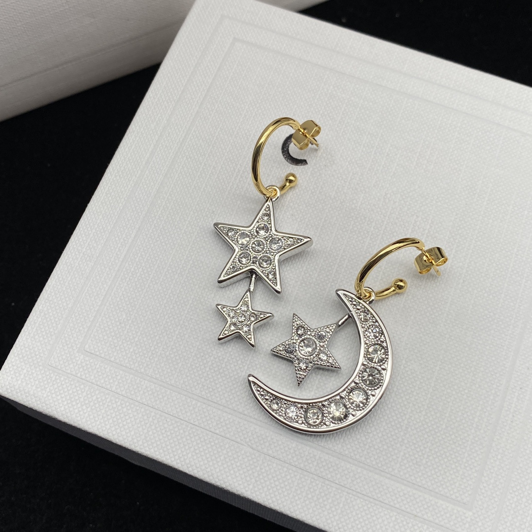 

New Moon Asymmetric Full Diamond Earrings Women Hong Kong Style Fairy Silver Stud Earrings Wholesale