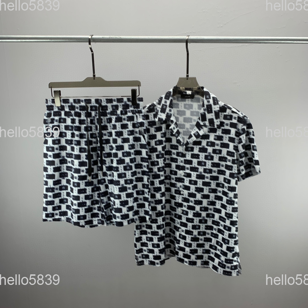 

2023 Tees Mens Designers T Shirt Man Womens tshirts With Letters Print Short Sleeves Summer Shirts Men Loose Tees Asian size -XXXL 711, Customize