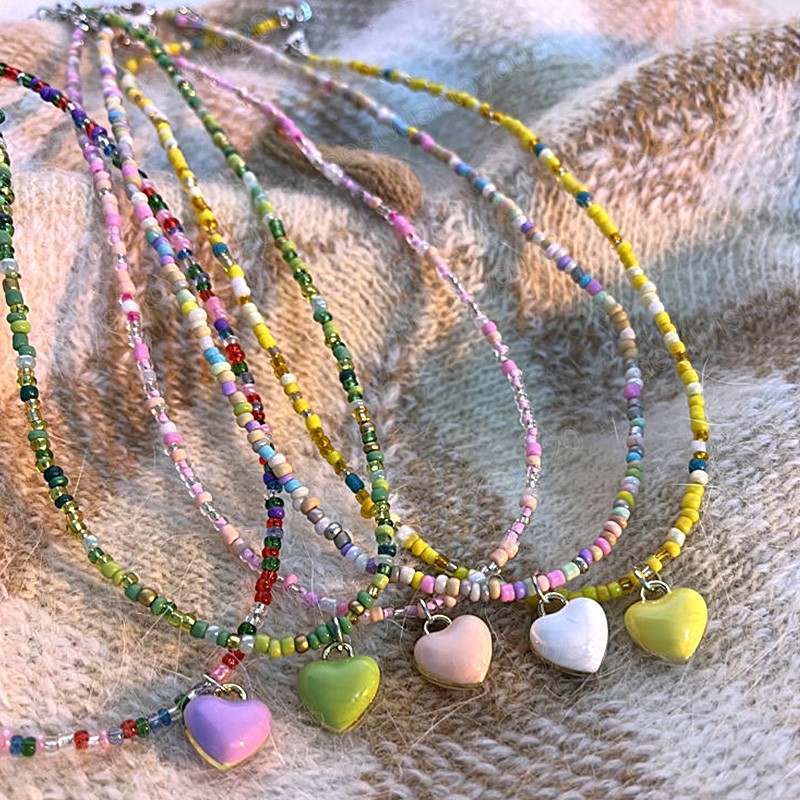 

Love Heart Pendant Necklace Women Bohemian Seed Beads Chain Charm Statement Collar Choker Necklace Female Vacation Jewelry Gifts