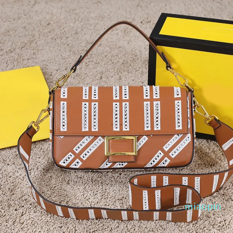 

Embroidery Baguette Bag Designer Bag Luxury Tote Bags Women Crossbody Shoulder Bags Beach Bag Flap Purse Handbags Lace Genuine Leather Hollow Out Fashion Letter, Pink