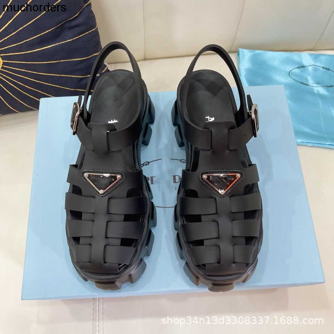 

Guangzhou P Family Pig Cage Sandals Women's 2023 New Early Spring Gear Sole Matsuke Women's Shoes Casual Thick Sole Elevated Sandals, Lemon yellow
