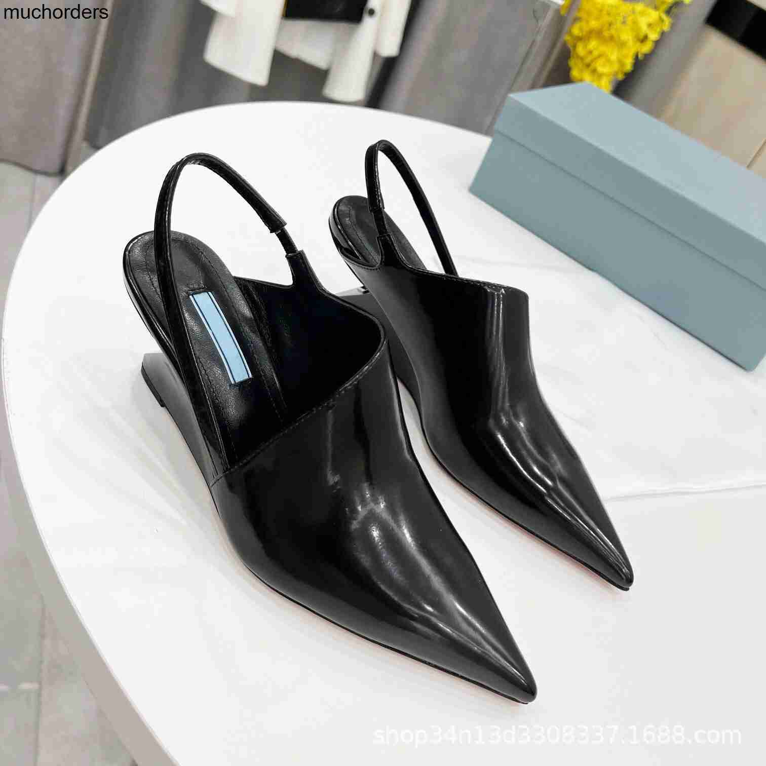 

High Edition 2023 New P Family Baotou Back Air Sandals French High Heel Upper Feet Fashion Temperament High Heel Sandals, White