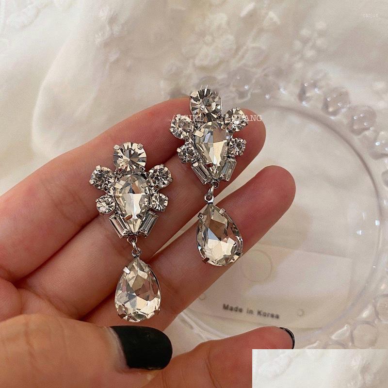 

Stud Earrings South Korea Retro Hong Kong Flavor Highend Atmosphere For Women Elegant French Net Red Temperament Earringsstu Dhgarden Dh367