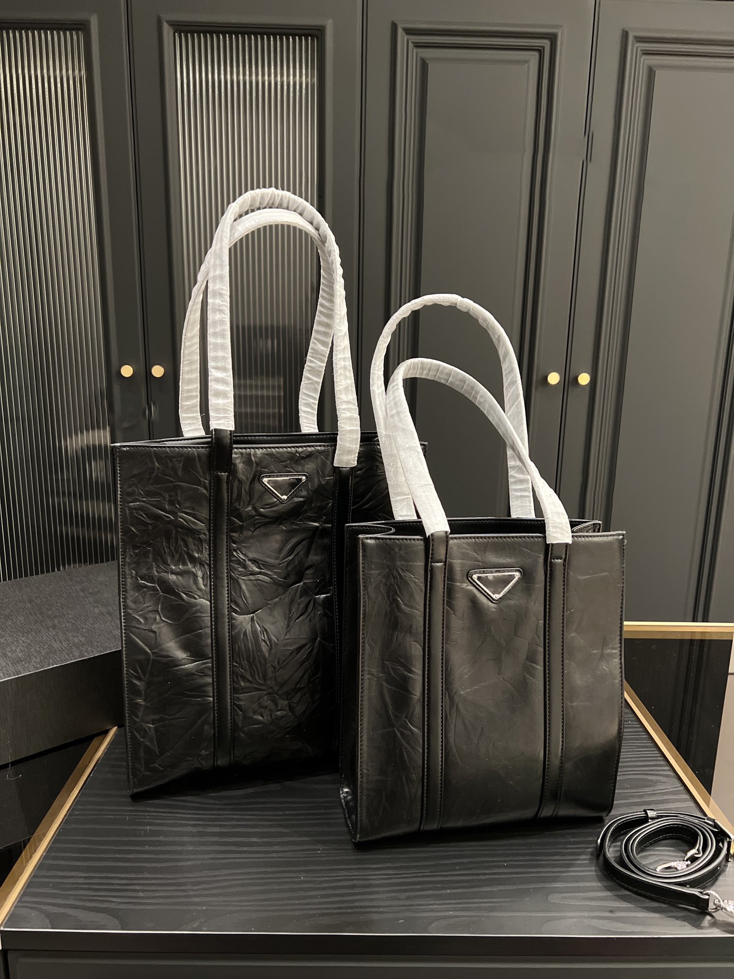

Prad Purses The Tote Shopping Bag Classic Design Black Genuine Leather Grand handbags For Women wallet