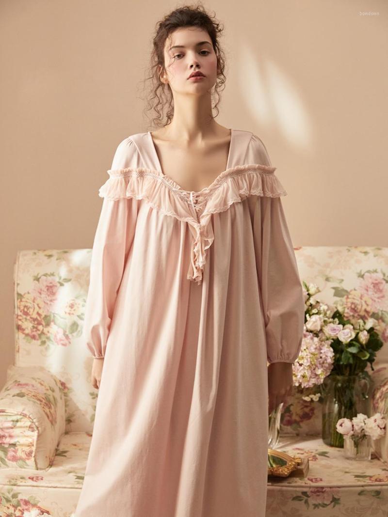 

Women' Sleepwear Spring Autumn Gorgeous Long Nightgowns For Women Delicate Solid Color Elegant Cotton Home Dress, Pink