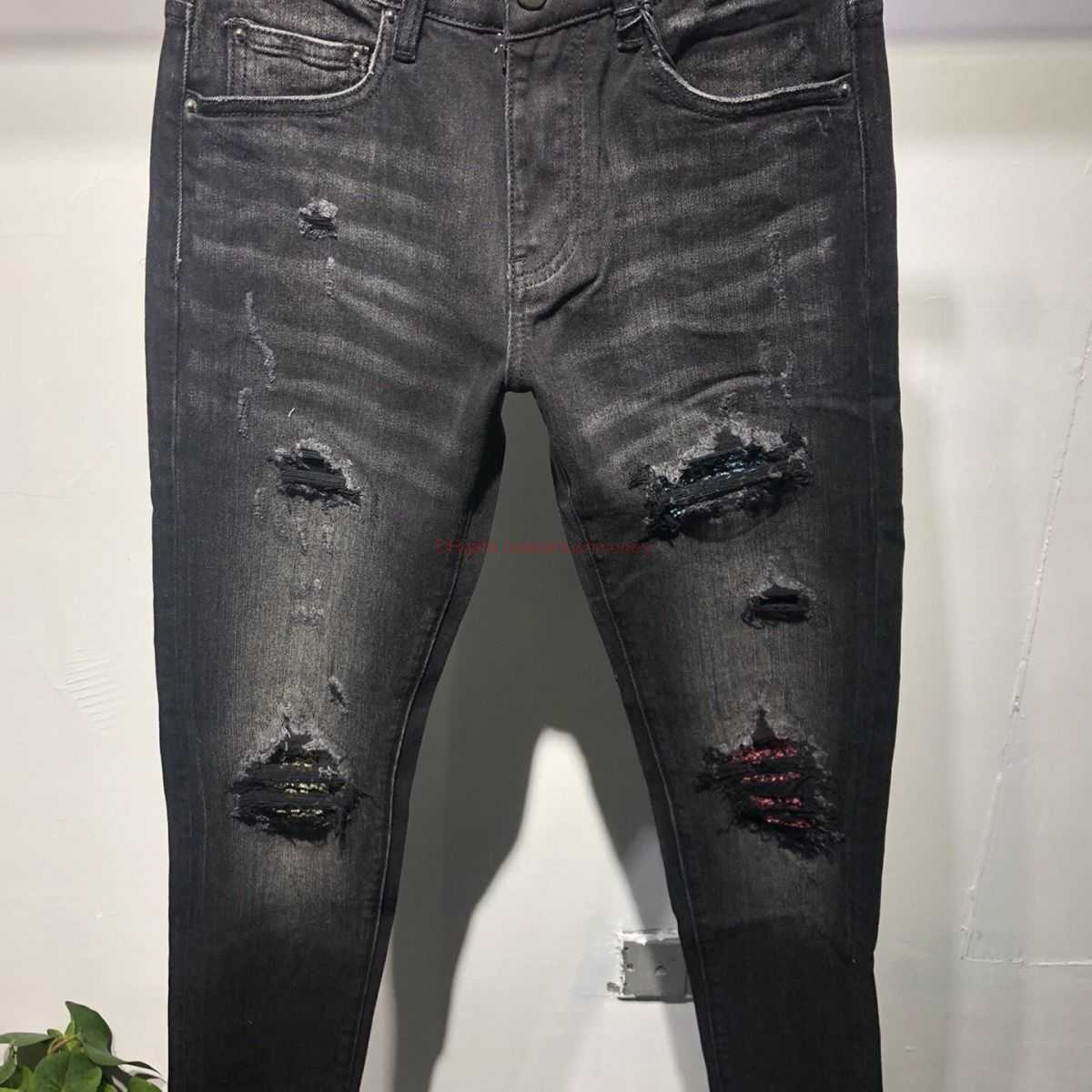 

Designer Clothing Amires Jeans Denim Pants Fashionable Mens Clothing Amies Torn Jeans with Medium to Low Waisted Washed Patches in Gray Black Personalized Young Men, Beige