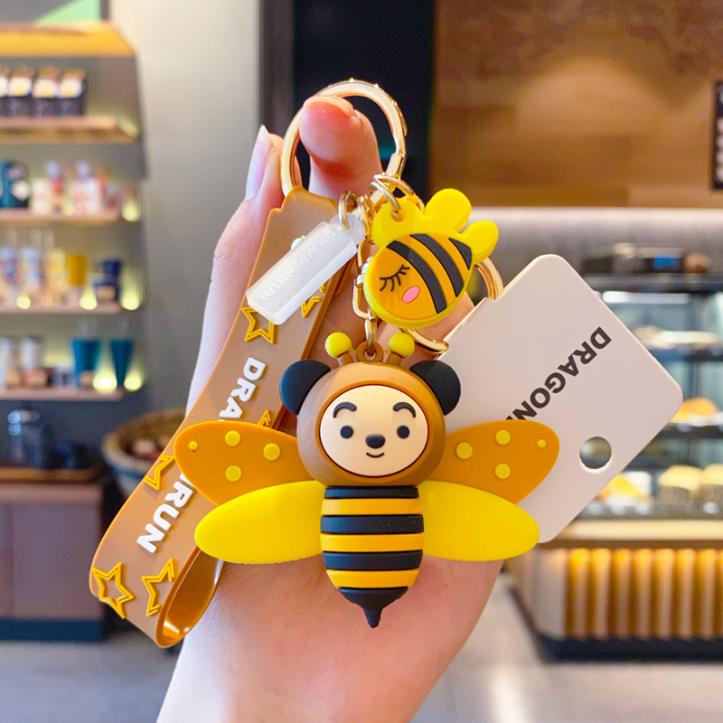 

Cute and cute little bee keychain simple key chain bag pendant couple accessories creative gift