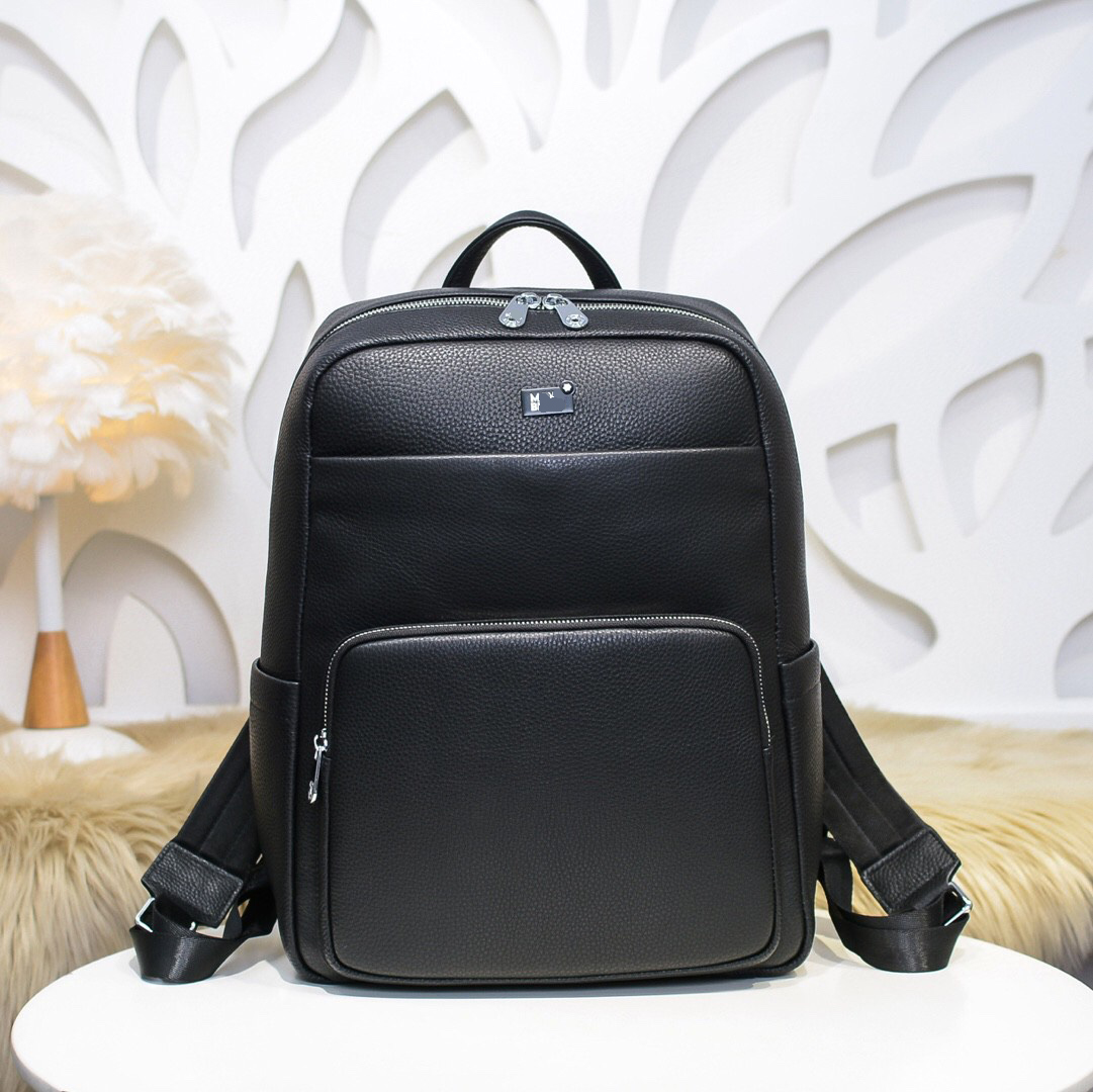 

Cowhide Leather designer backpack designers Black womens back pack Big capacity business backpack fashion classical outdoor letter designer bag for men, 43*33*16cm