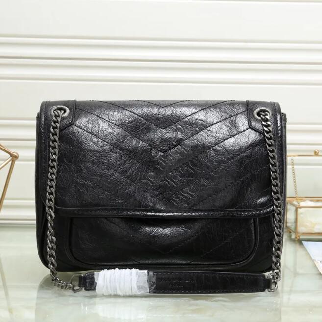 

Genuine Leather Messenger Bag Fashion Designer Bag Oil Wax Skin Women Crossbody Bag Luxury Shoulder Bag Diamond Lattice Flash Metal Lock Designer Purse, Black