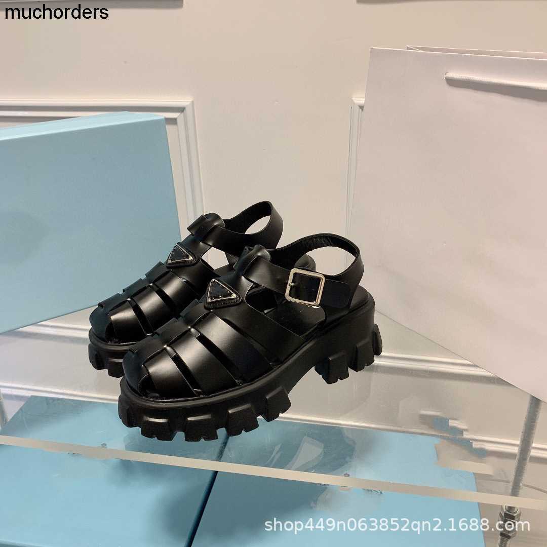 

Triangle cutout sandals Spring Summer 2023 New breathable mesh woven candy color versatile couple sandals, Black