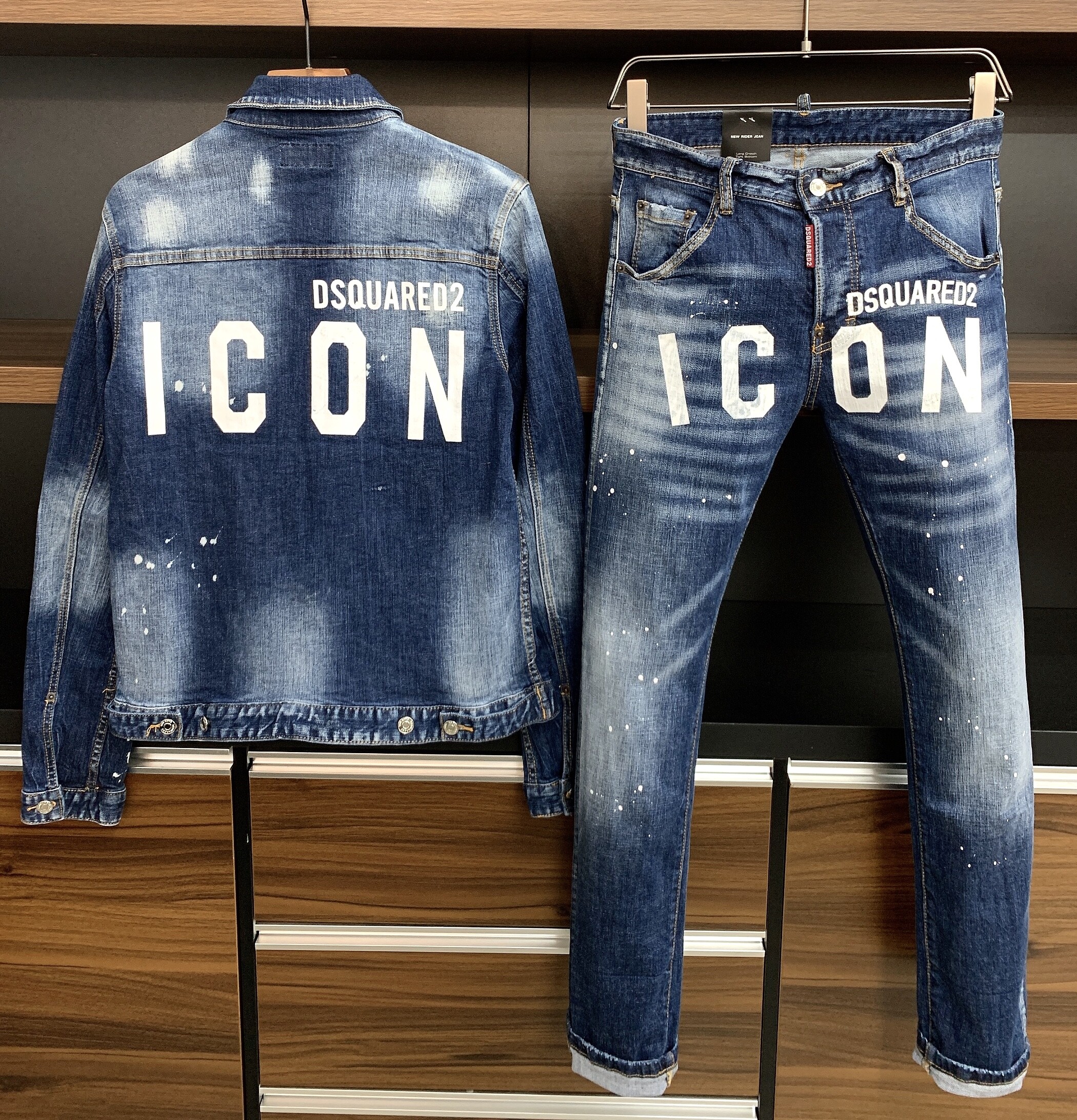 

Dsquad2 Jeans Men's Luxury Designer Denim Jeans Perforated Pants Dsquare Jeans Casual Fashion Trendy Pants Dsquad2 Men's Clothing US SIZE 28-38 9626, Blue