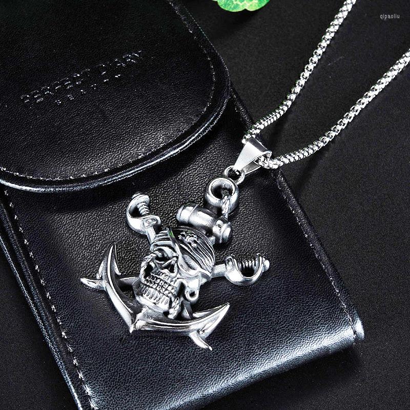 

Pendant Necklaces Vintage Japanese Double Swords Pirate Skull Necklace For Men Hip-Hop Boat Flag Logo Neck Chain Jewelry