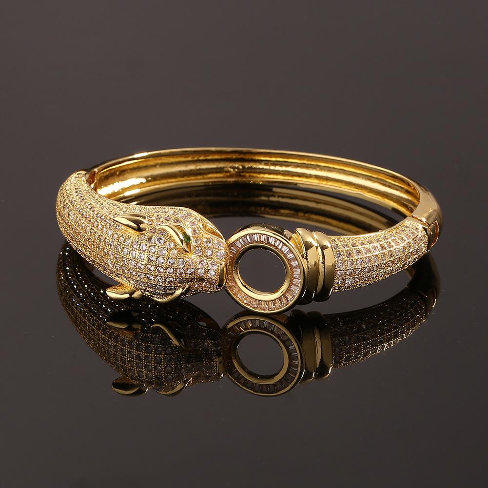 

Bangle New Fashion Hip Hop Exaggerated Jewelry Copper Inlaid Cubic Zirconia Luxury Leopard Niche Design Bracelet Party Holiday Gift