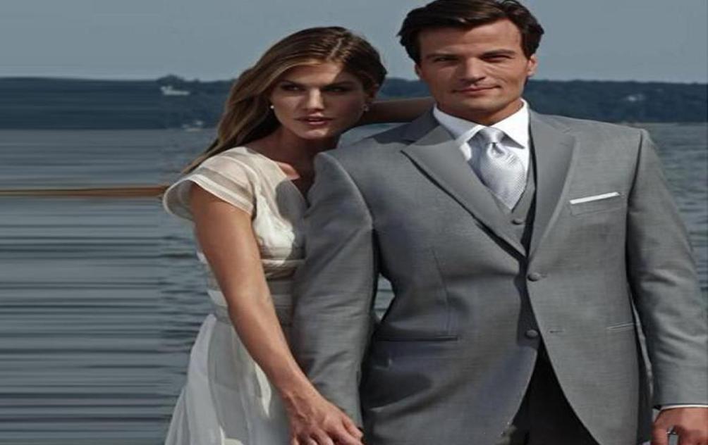 

New Gray Wedding Suits Men Groom Tuxedos Slim Fit Bridegroom Sets 3 Pieces JacketPantsVest Man Business Suits 1721905967, Black